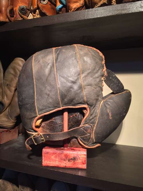 Lennox SGC200 Fielders Mitt Back